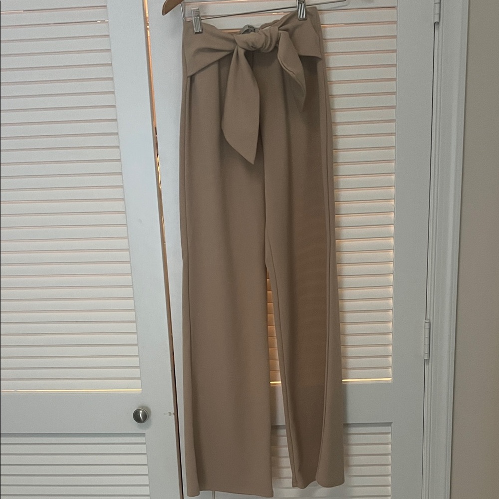 Elastic Tan High-Waisted Trousers